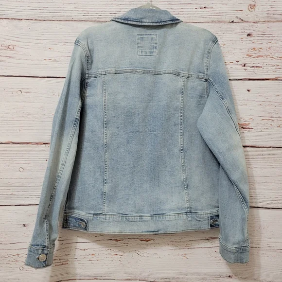 LC Lauren Conrad New Core Denim Jacket - Picture 11 of 13